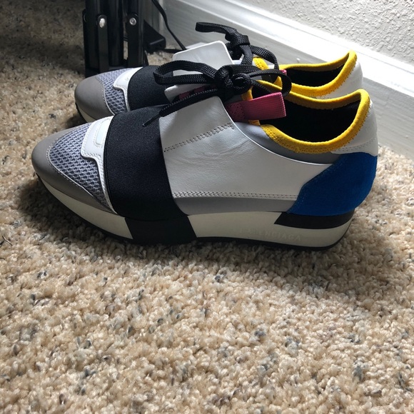 Balenciaga Runners - Picture 4 of 6